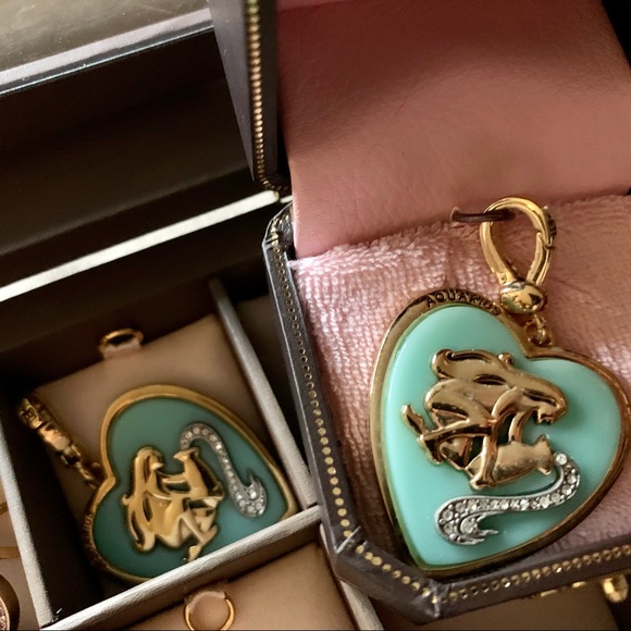 NEW Boxed RARE Juicy Couture Aquarius ♒️ 💜Charm - Picture 9 of 11